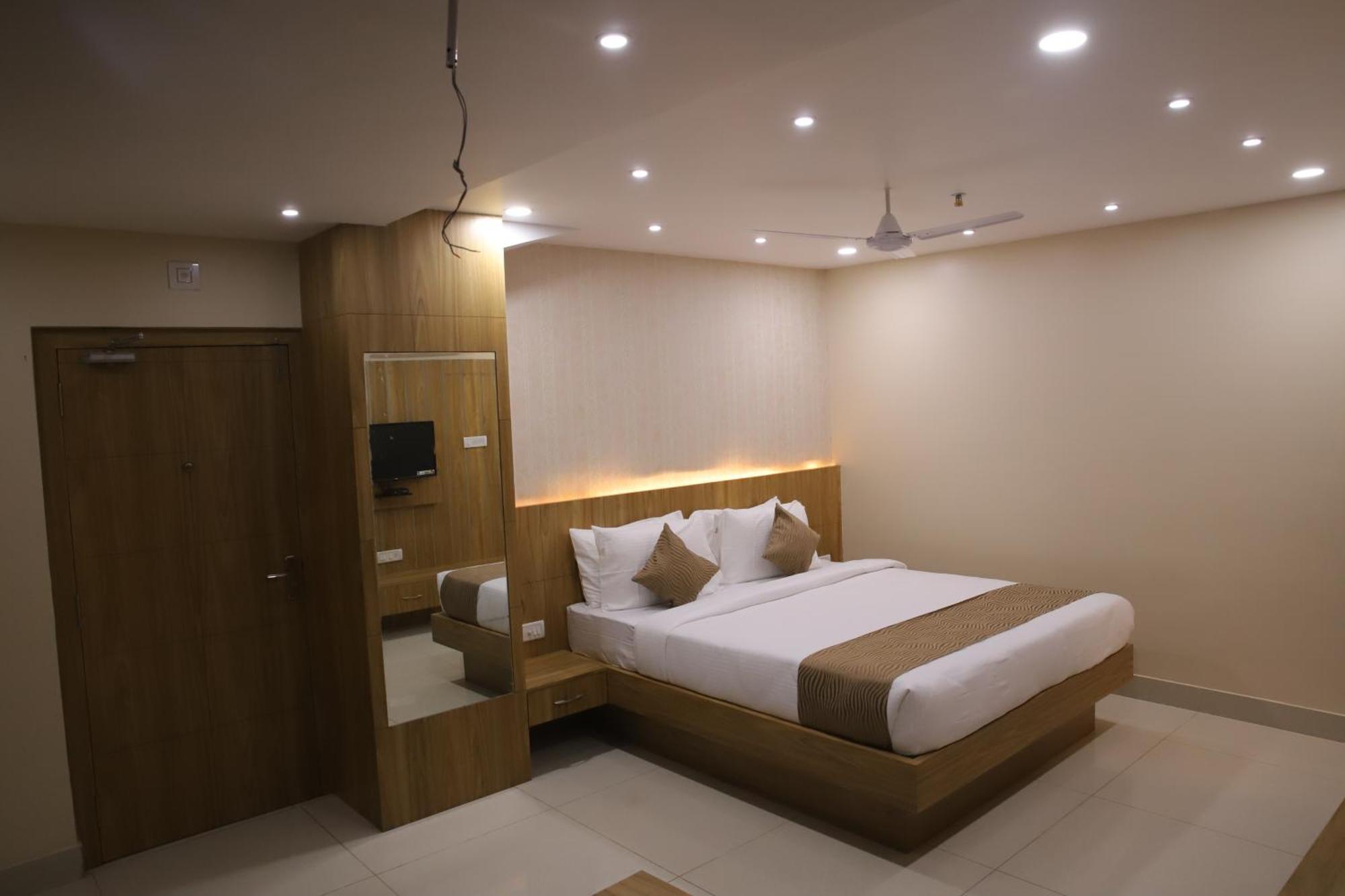 טארפית Hotel Dc Star מראה חיצוני תמונה